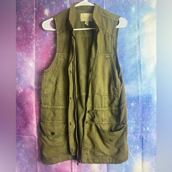 hinge Jackets & Blazers - Hinge women’s vest 🛍